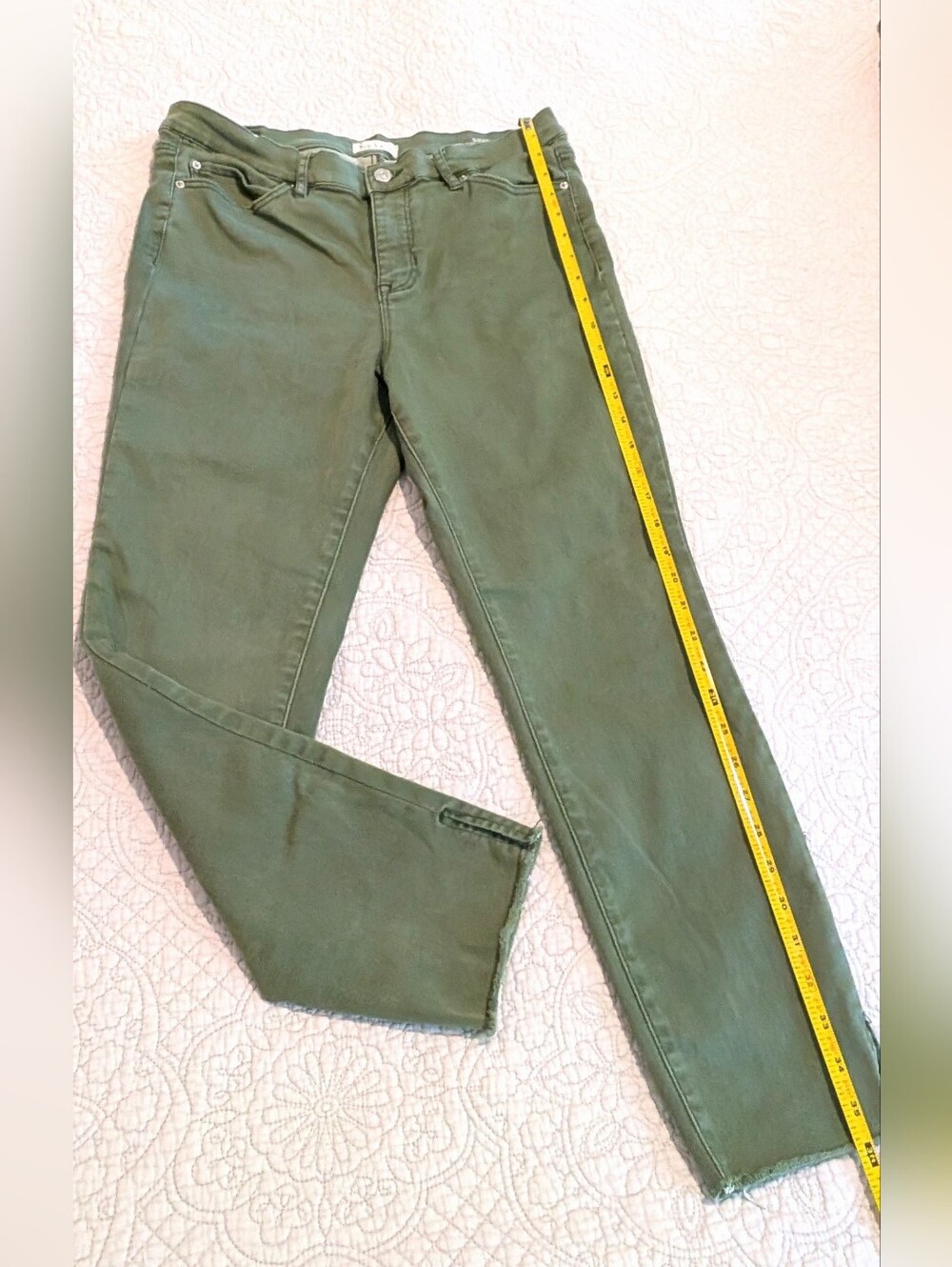 Nicole Miller Olive Green Stretchy Soho High Rise Ankle Skinny Jeans Size 12 - Picture 2 of 9
